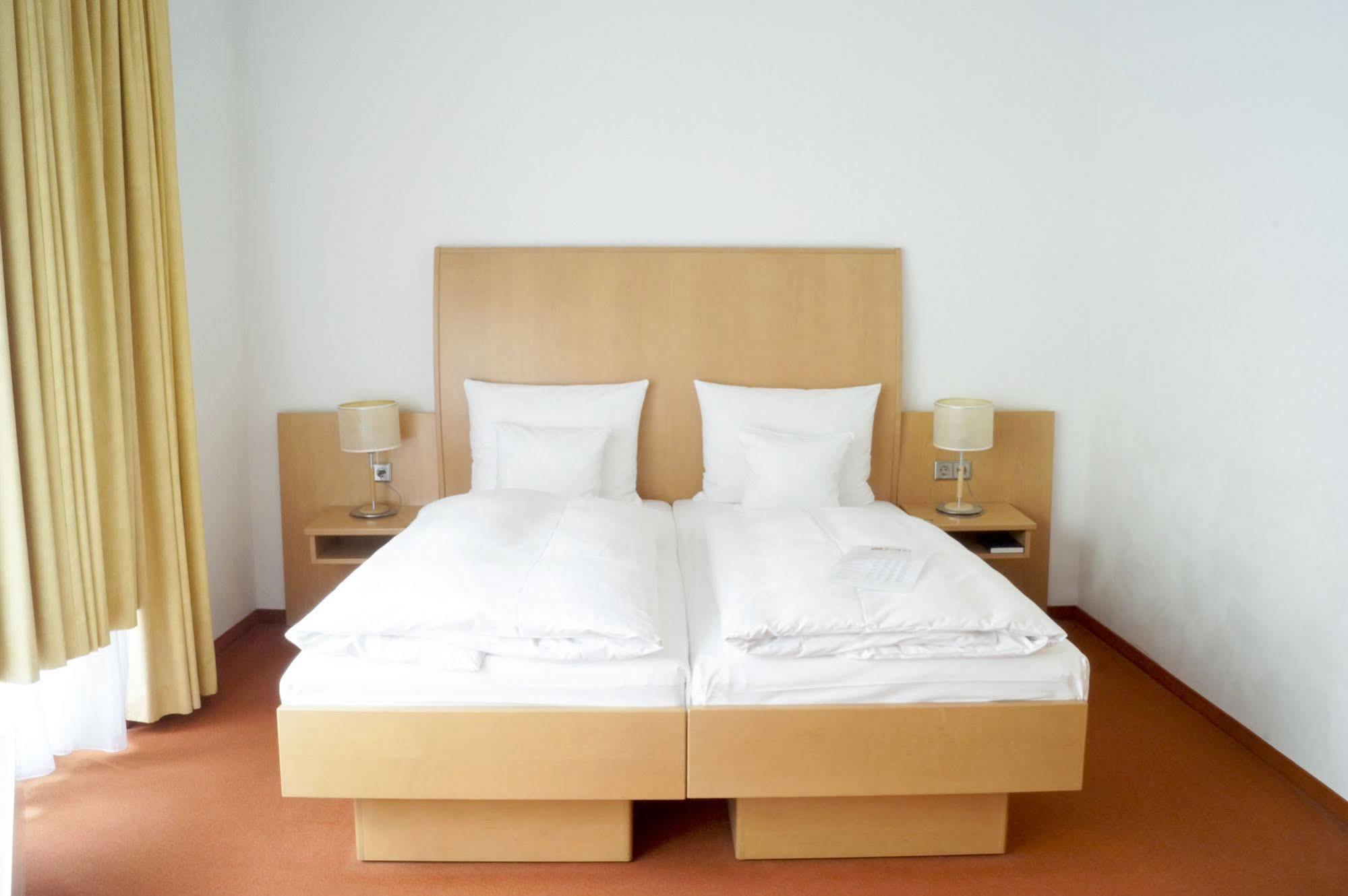 เอชเอสเอช โฮเทล อพาร์ตเมนต์ มิทเทอ Aparthotel เบอร์ลิน ภายนอก รูปภาพ